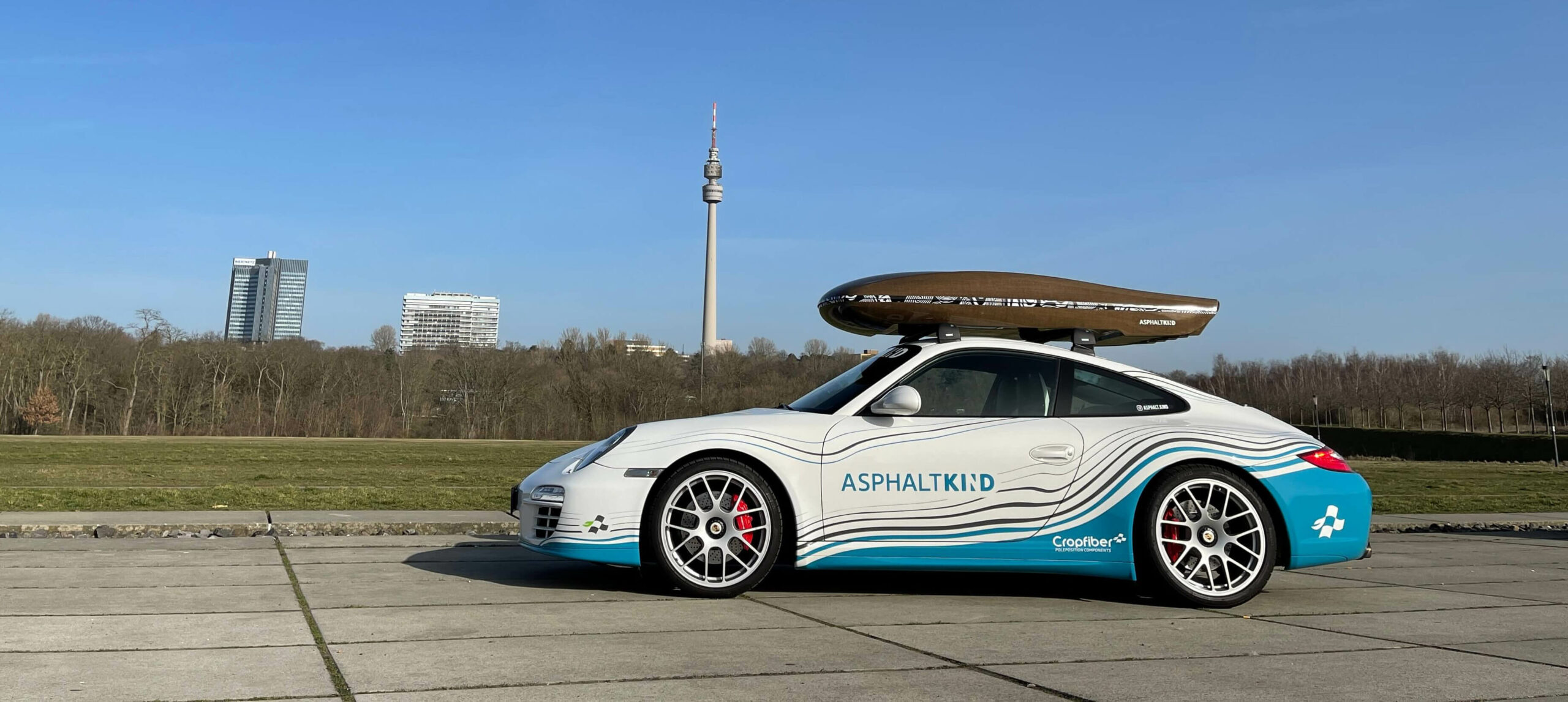 ➤ Deutschlands schnellste & aerodynamischste Dachbox - ASPHALTKIND –  ASPHALTKIND Shop