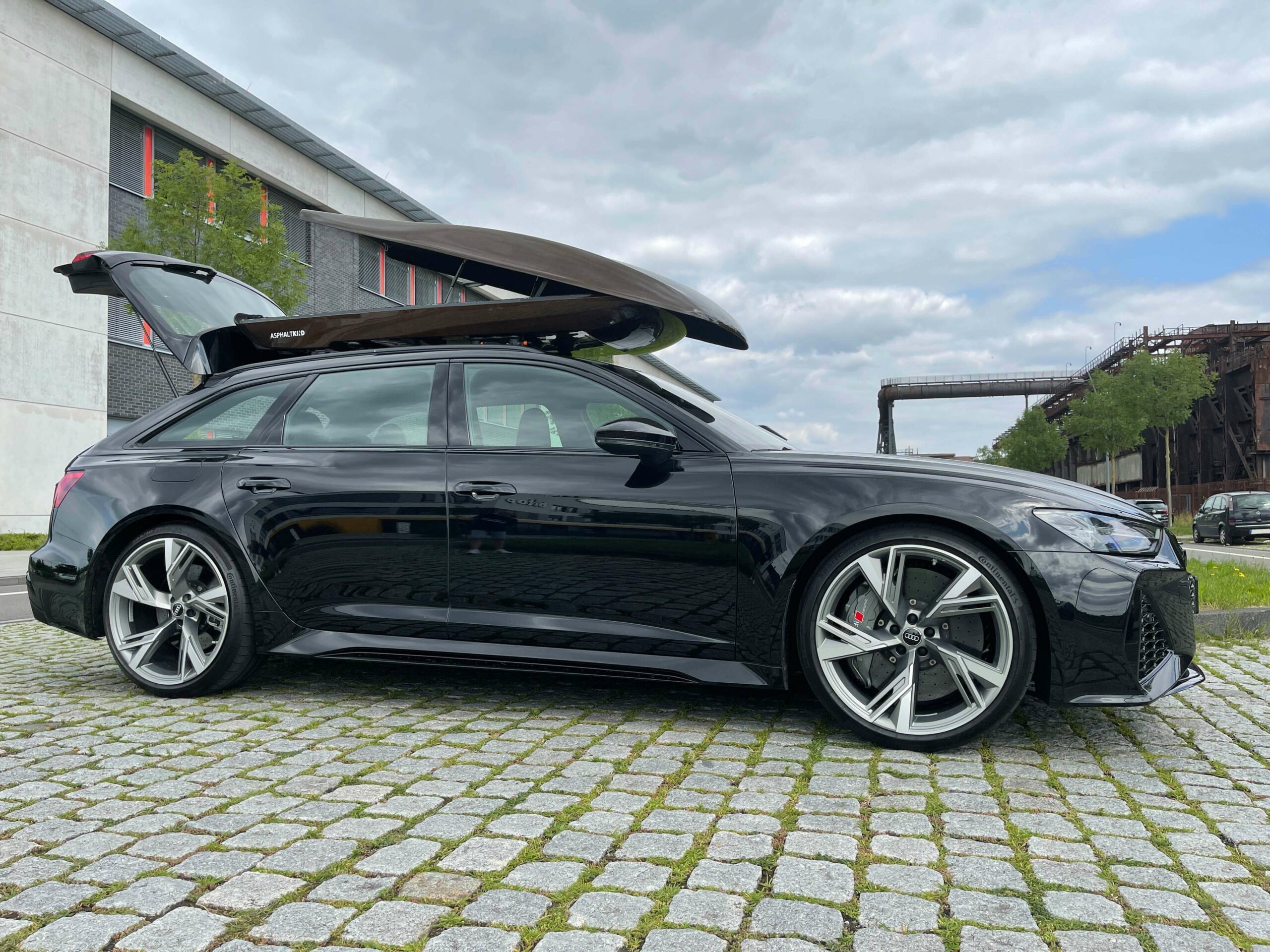 Audi RS6: Dachbox für hohe Geschwindigkeiten - ASPHALTKIND