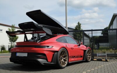 Porsche GT3 RS trunk problem solve with roof box?
